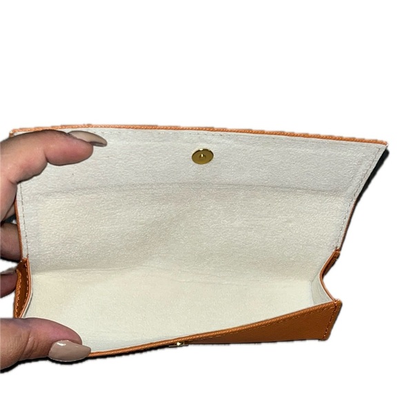 Tory Burch Orange Leather Eyeglass Case - Picture 6 of 6